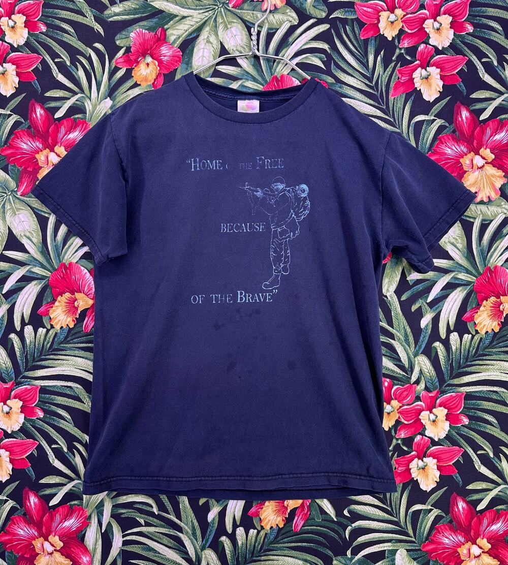 Vintage “Home Of The Free..Of The Brave” Black Tshirt Size M